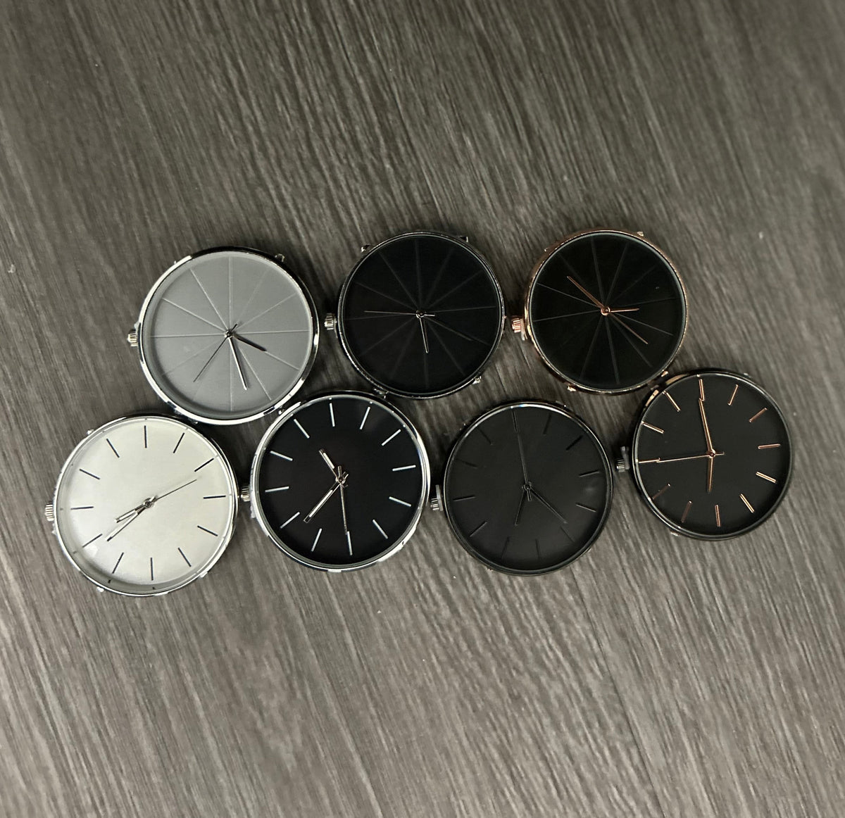 E-Moto Clock