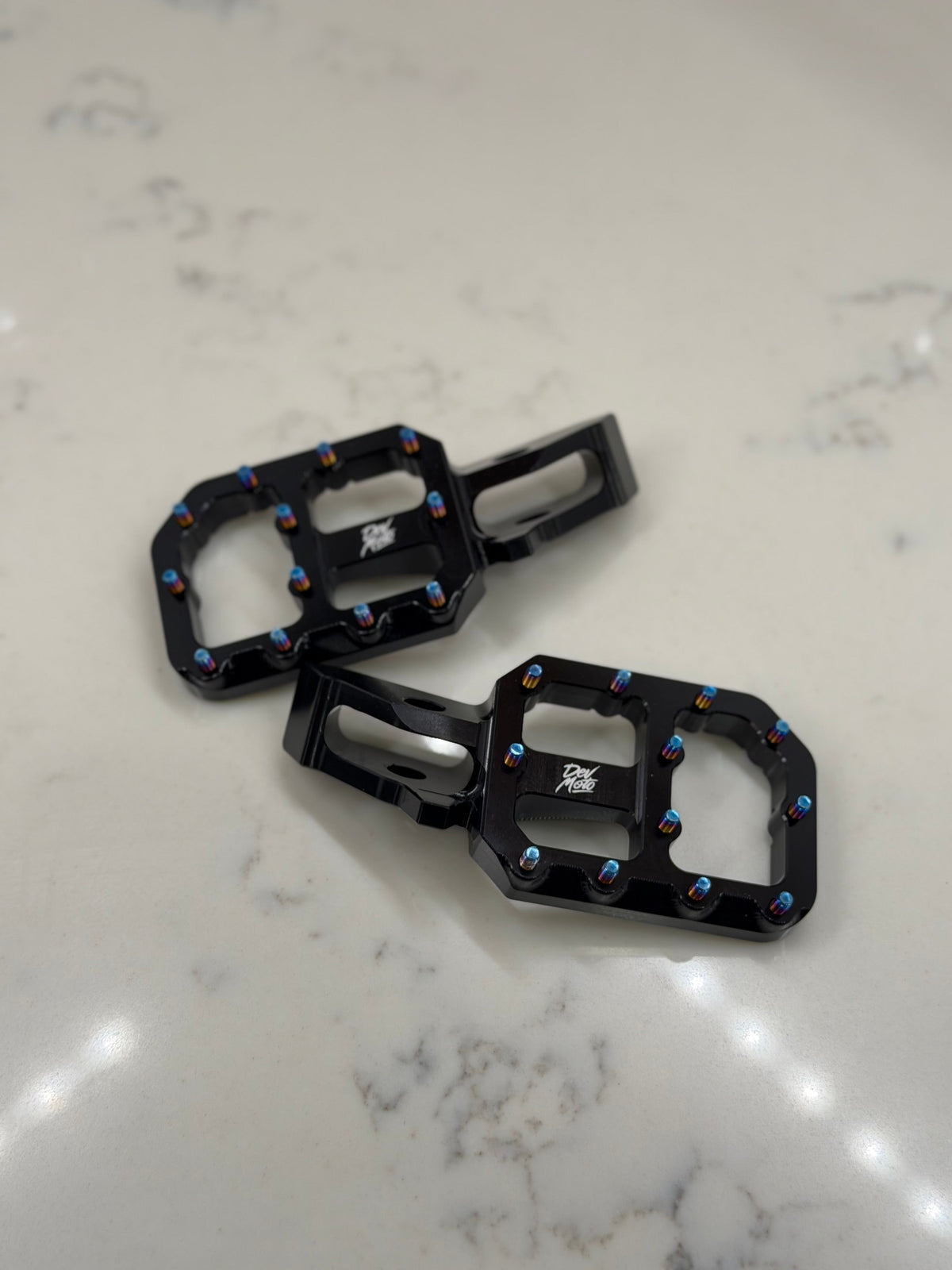 E-Moto Foot Pegs